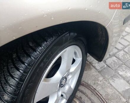 Бежевый Шкода Фабия, объемом двигателя 1.4 л и пробегом 204 тыс. км за 4100 $, фото 70 на Automoto.ua