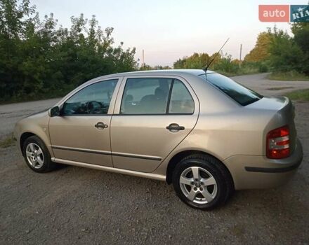 Бежевый Шкода Фабия, объемом двигателя 1.4 л и пробегом 204 тыс. км за 4100 $, фото 34 на Automoto.ua