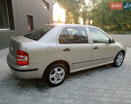 Бежевый Шкода Фабия, объемом двигателя 1.4 л и пробегом 204 тыс. км за 4100 $, фото 21 на Automoto.ua