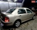 Бежевый Шкода Фабия, объемом двигателя 1.2 л и пробегом 140 тыс. км за 2999 $, фото 4 на Automoto.ua