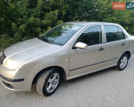 Бежевый Шкода Фабия, объемом двигателя 1.4 л и пробегом 204 тыс. км за 4100 $, фото 44 на Automoto.ua