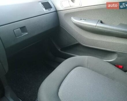 Бежевый Шкода Фабия, объемом двигателя 1.4 л и пробегом 204 тыс. км за 4100 $, фото 20 на Automoto.ua