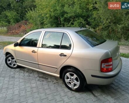 Бежевый Шкода Фабия, объемом двигателя 1.4 л и пробегом 204 тыс. км за 4100 $, фото 29 на Automoto.ua