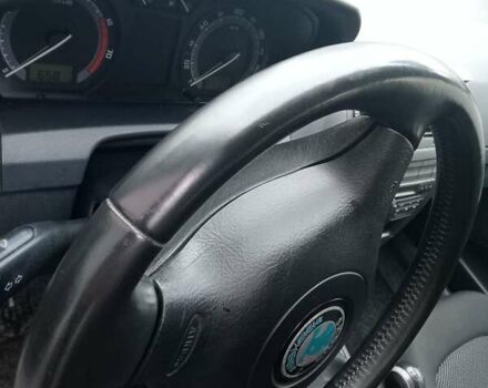 Бежевый Шкода Фабия, объемом двигателя 1.4 л и пробегом 204 тыс. км за 4100 $, фото 47 на Automoto.ua