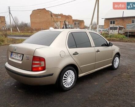 Бежевий Шкода Фабія, об'ємом двигуна 1.4 л та пробігом 300 тис. км за 2750 $, фото 5 на Automoto.ua