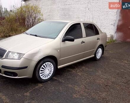 Бежевий Шкода Фабія, об'ємом двигуна 1.4 л та пробігом 300 тис. км за 2750 $, фото 12 на Automoto.ua