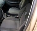 Бежевый Шкода Фабия, объемом двигателя 1.4 л и пробегом 180 тыс. км за 4100 $, фото 6 на Automoto.ua