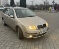 Бежевый Шкода Фабия, объемом двигателя 1.4 л и пробегом 199 тыс. км за 3900 $, фото 1 на Automoto.ua