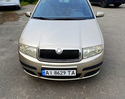 Бежевый Шкода Фабия, объемом двигателя 1.4 л и пробегом 180 тыс. км за 4100 $, фото 5 на Automoto.ua