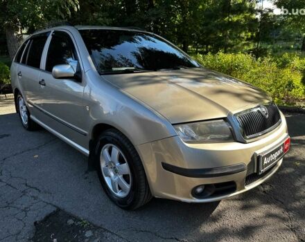 Бежевий Шкода Фабія, об'ємом двигуна 1.4 л та пробігом 190 тис. км за 5690 $, фото 2 на Automoto.ua