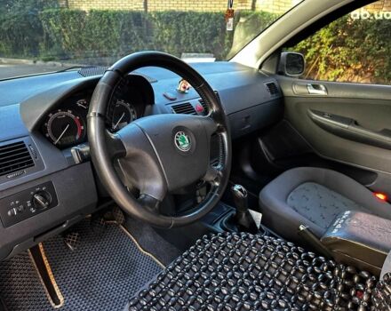 Бежевий Шкода Фабія, об'ємом двигуна 1.4 л та пробігом 190 тис. км за 5690 $, фото 9 на Automoto.ua