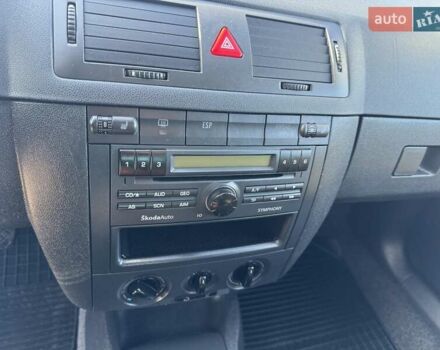 Бежевий Шкода Фабія, об'ємом двигуна 1.4 л та пробігом 211 тис. км за 4700 $, фото 21 на Automoto.ua