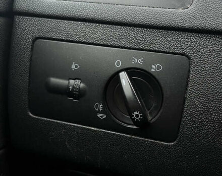 Бежевий Шкода Фабія, об'ємом двигуна 1.39 л та пробігом 248 тис. км за 4750 $, фото 23 на Automoto.ua