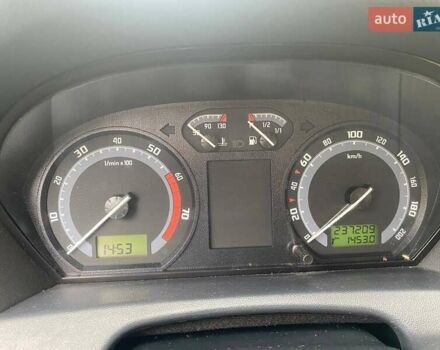 Бежевий Шкода Фабія, об'ємом двигуна 1.2 л та пробігом 237 тис. км за 4200 $, фото 10 на Automoto.ua