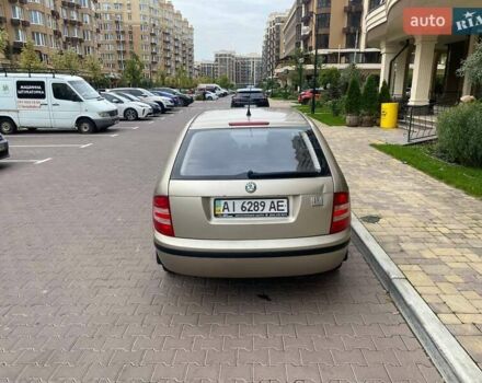 Бежевий Шкода Фабія, об'ємом двигуна 1.2 л та пробігом 237 тис. км за 4200 $, фото 4 на Automoto.ua