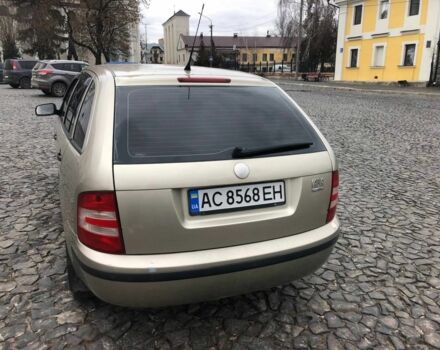 Бежевый Шкода Фабия, объемом двигателя 0 л и пробегом 285 тыс. км за 3000 $, фото 1 на Automoto.ua