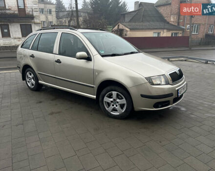 Бежевий Шкода Фабія, об'ємом двигуна 1.39 л та пробігом 248 тис. км за 4750 $, фото 7 на Automoto.ua