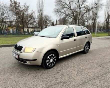 Бежевый Шкода Фабия, объемом двигателя 1.4 л и пробегом 195 тыс. км за 1999 $, фото 2 на Automoto.ua