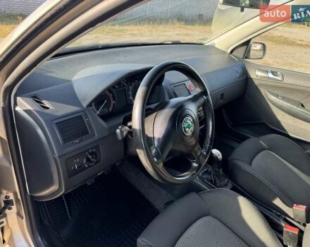 Бежевий Шкода Фабія, об'ємом двигуна 1.4 л та пробігом 211 тис. км за 4700 $, фото 23 на Automoto.ua