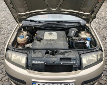 Бежевый Шкода Фабия, объемом двигателя 0 л и пробегом 285 тыс. км за 3000 $, фото 6 на Automoto.ua