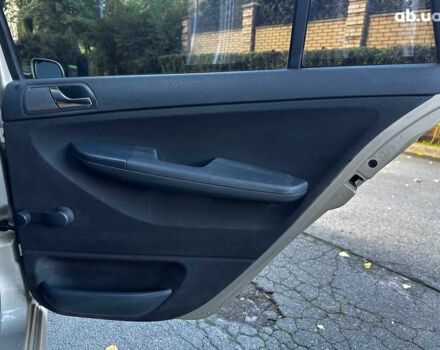 Бежевий Шкода Фабія, об'ємом двигуна 1.4 л та пробігом 190 тис. км за 5690 $, фото 17 на Automoto.ua