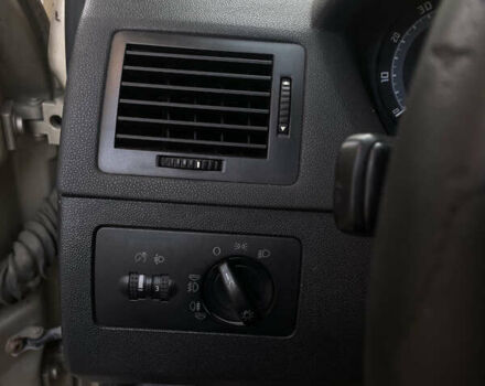 Бежевый Шкода Фабия, объемом двигателя 1.39 л и пробегом 214 тыс. км за 4478 $, фото 35 на Automoto.ua