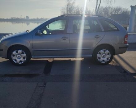 Бежевий Шкода Фабія, об'ємом двигуна 1.4 л та пробігом 1 тис. км за 4200 $, фото 1 на Automoto.ua