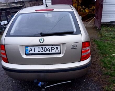 Бежевый Шкода Фабия, объемом двигателя 1.4 л и пробегом 208 тыс. км за 4250 $, фото 9 на Automoto.ua