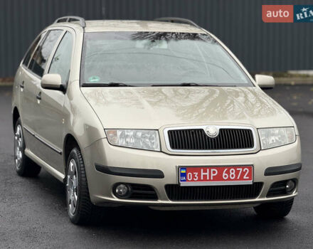 Бежевий Шкода Фабія, об'ємом двигуна 1.4 л та пробігом 211 тис. км за 4999 $, фото 4 на Automoto.ua