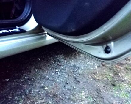 Бежевый Шкода Фабия, объемом двигателя 1.4 л и пробегом 208 тыс. км за 4250 $, фото 4 на Automoto.ua