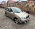 Бежевый Шкода Фабия, объемом двигателя 1.4 л и пробегом 259 тыс. км за 4600 $, фото 1 на Automoto.ua