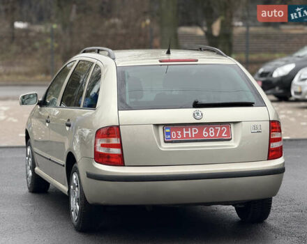 Бежевий Шкода Фабія, об'ємом двигуна 1.4 л та пробігом 211 тис. км за 4999 $, фото 1 на Automoto.ua