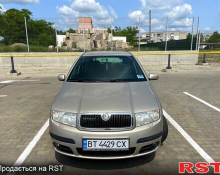 Бежевий Шкода Фабія, об'ємом двигуна 1.2 л та пробігом 330 тис. км за 4400 $, фото 7 на Automoto.ua