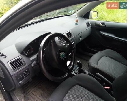 Бежевий Шкода Фабія, об'ємом двигуна 1.4 л та пробігом 256 тис. км за 4500 $, фото 4 на Automoto.ua