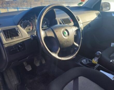 Бежевий Шкода Фабія, об'ємом двигуна 1.4 л та пробігом 1 тис. км за 4200 $, фото 4 на Automoto.ua