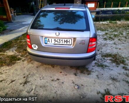 Бежевый Шкода Фабия, объемом двигателя 1.4 л и пробегом 250 тыс. км за 4250 $, фото 3 на Automoto.ua