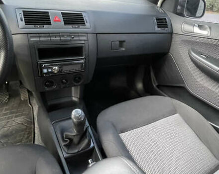Бежевий Шкода Фабія, об'ємом двигуна 1.39 л та пробігом 164 тис. км за 5200 $, фото 5 на Automoto.ua