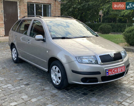 Бежевый Шкода Фабия, объемом двигателя 1.4 л и пробегом 218 тыс. км за 5199 $, фото 12 на Automoto.ua