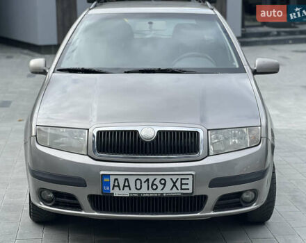 Бежевый Шкода Фабия, объемом двигателя 1.39 л и пробегом 252 тыс. км за 4200 $, фото 18 на Automoto.ua