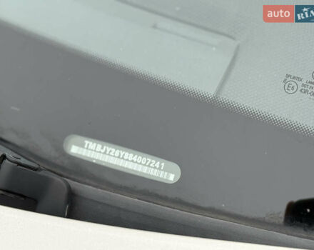 Бежевый Шкода Фабия, объемом двигателя 1.2 л и пробегом 183 тыс. км за 3850 $, фото 6 на Automoto.ua