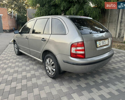 Бежевый Шкода Фабия, объемом двигателя 1.2 л и пробегом 160 тыс. км за 3999 $, фото 9 на Automoto.ua