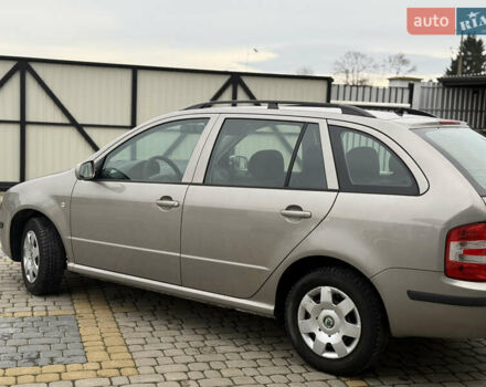 Бежевый Шкода Фабия, объемом двигателя 1.2 л и пробегом 183 тыс. км за 3850 $, фото 7 на Automoto.ua