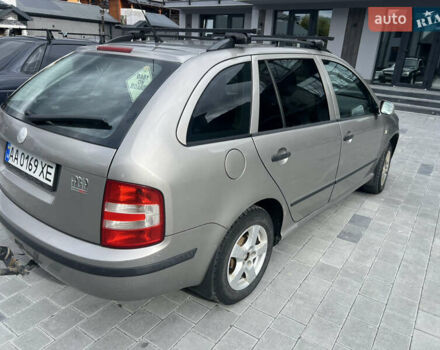 Бежевый Шкода Фабия, объемом двигателя 1.39 л и пробегом 252 тыс. км за 4200 $, фото 13 на Automoto.ua