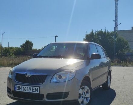 Бежевый Шкода Фабия, объемом двигателя 0 л и пробегом 202 тыс. км за 4800 $, фото 1 на Automoto.ua