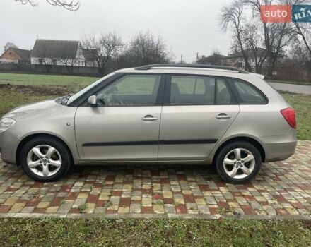 Бежевий Шкода Фабія, об'ємом двигуна 1.6 л та пробігом 225 тис. км за 6000 $, фото 3 на Automoto.ua