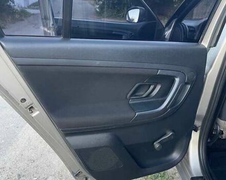 Бежевый Шкода Фабия, объемом двигателя 1.2 л и пробегом 198 тыс. км за 4500 $, фото 10 на Automoto.ua