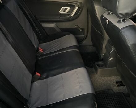 Бежевый Шкода Фабия, объемом двигателя 1.4 л и пробегом 310 тыс. км за 4200 $, фото 11 на Automoto.ua