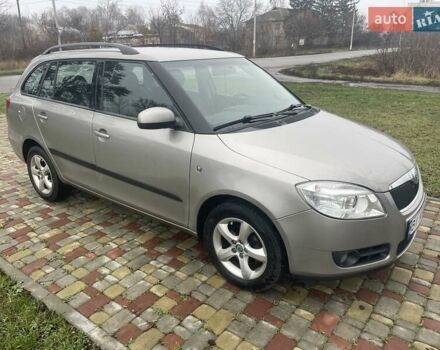 Бежевий Шкода Фабія, об'ємом двигуна 1.6 л та пробігом 225 тис. км за 6000 $, фото 4 на Automoto.ua