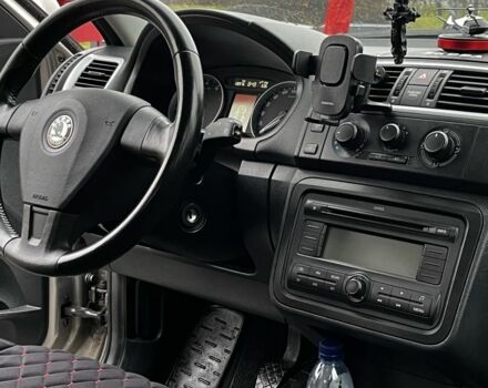 Бежевий Шкода Фабія, об'ємом двигуна 1.4 л та пробігом 500 тис. км за 6300 $, фото 6 на Automoto.ua