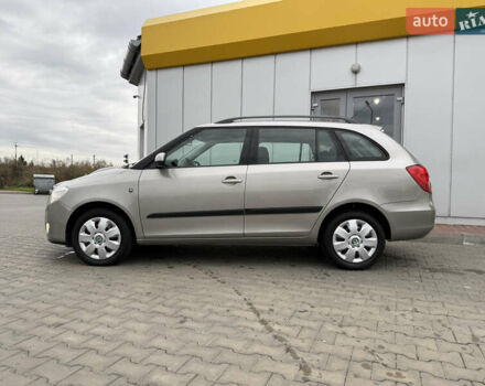 Бежевый Шкода Фабия, объемом двигателя 1.6 л и пробегом 190 тыс. км за 5850 $, фото 6 на Automoto.ua